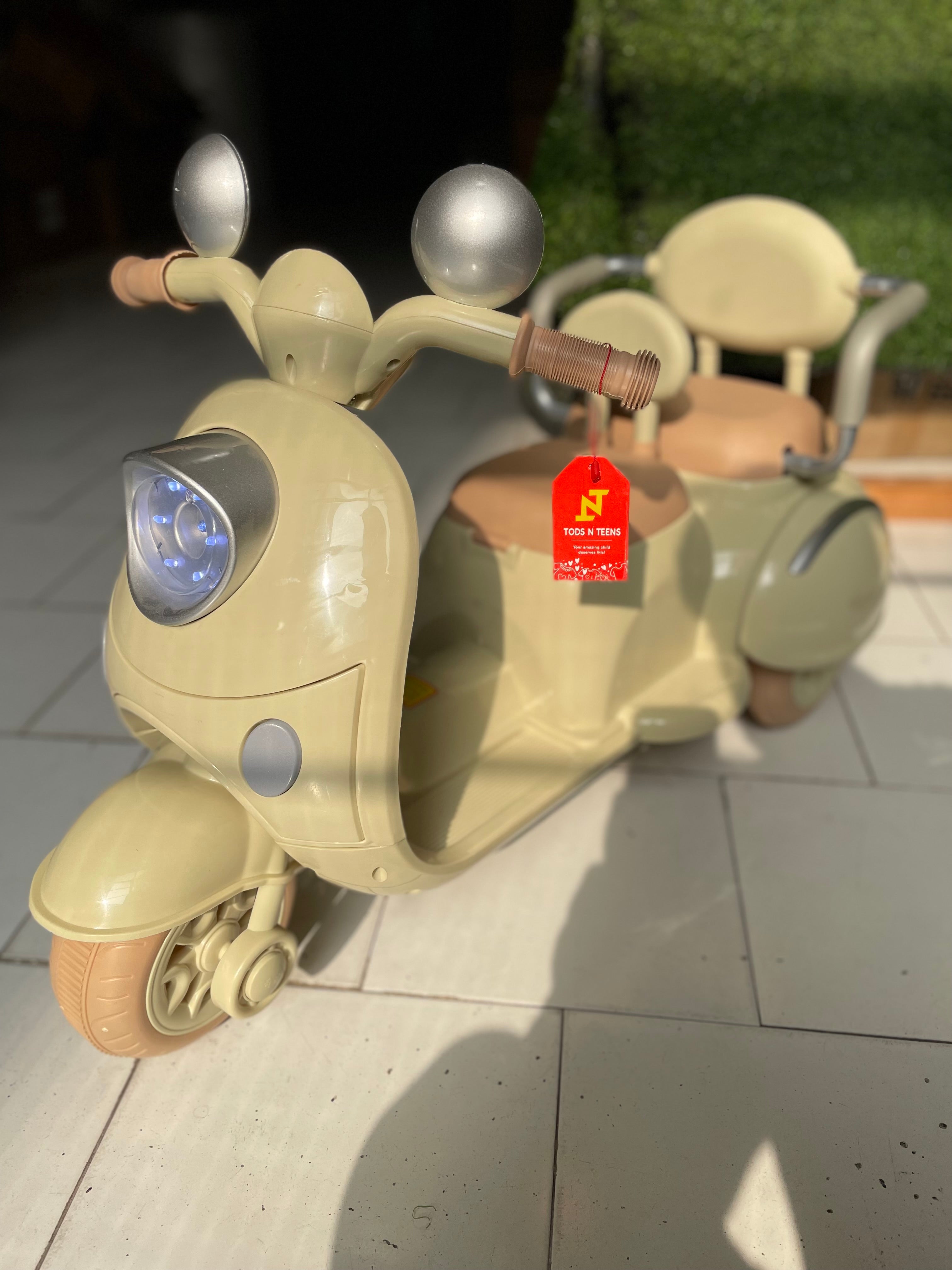 Double Seat Vespa Electric Scooter-AQ-9118