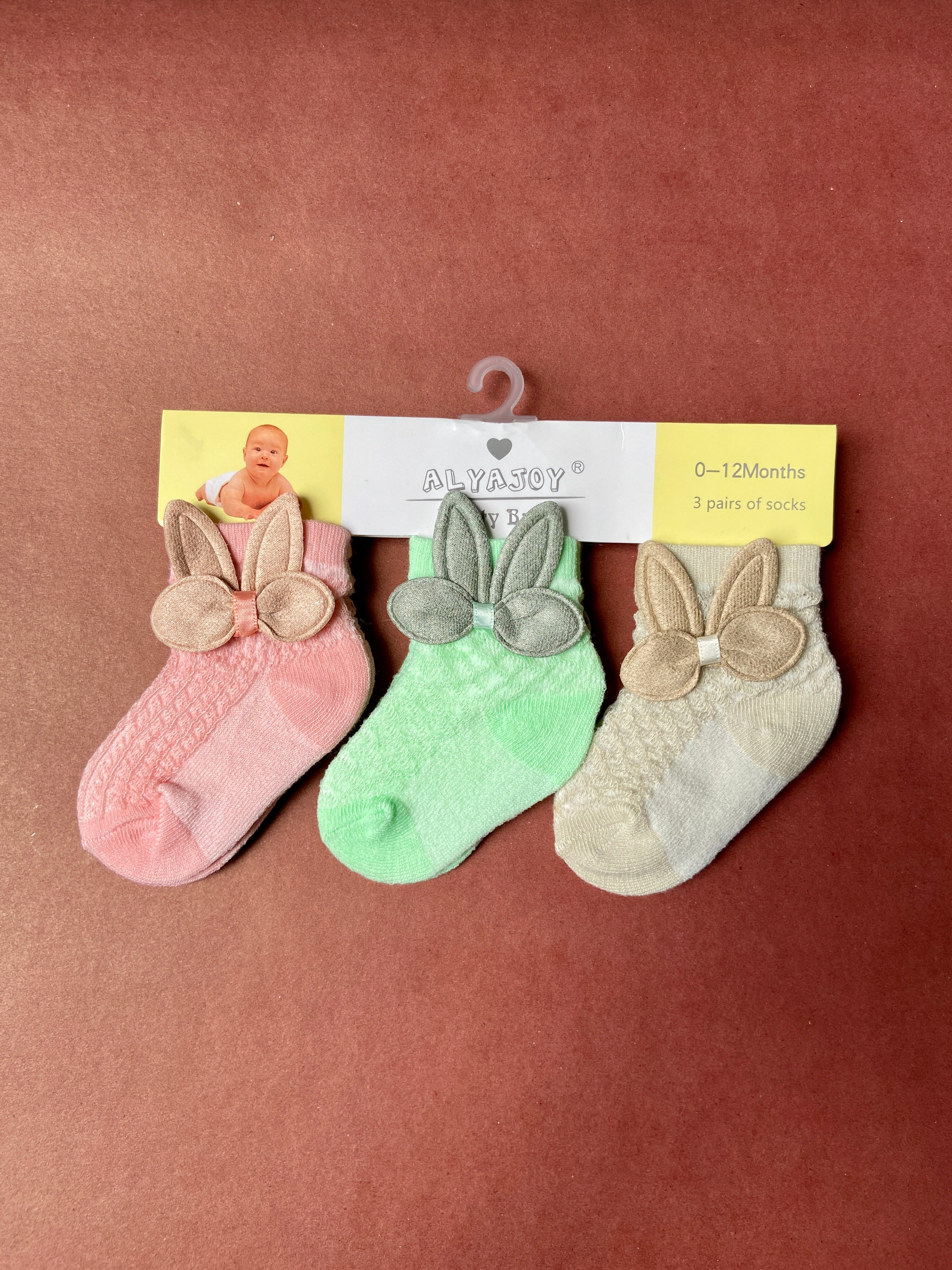 SH527-pack of 3 Winter Baby Socks - 0-12M