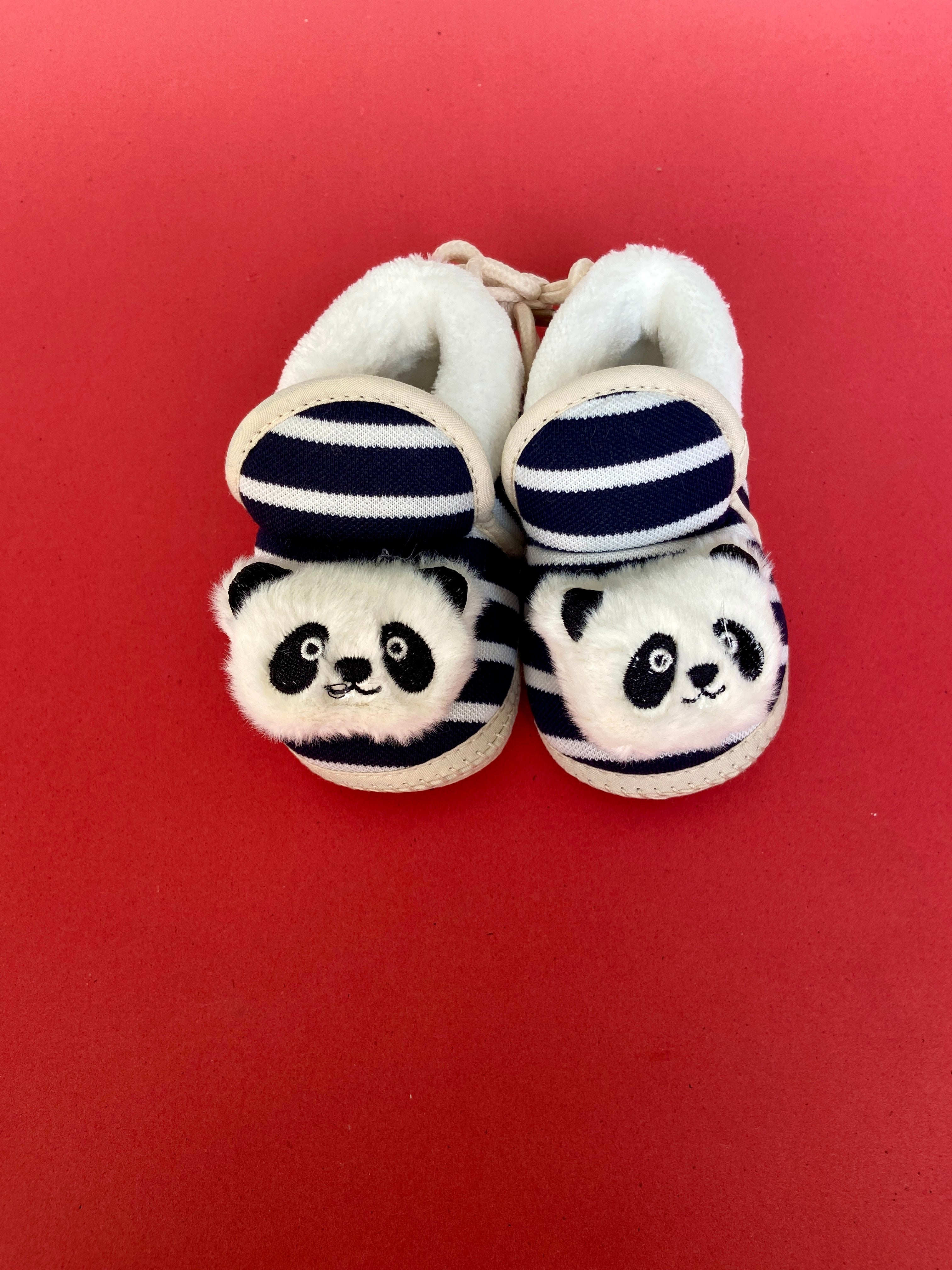 SH563-Furr winter shoes - 0-12M