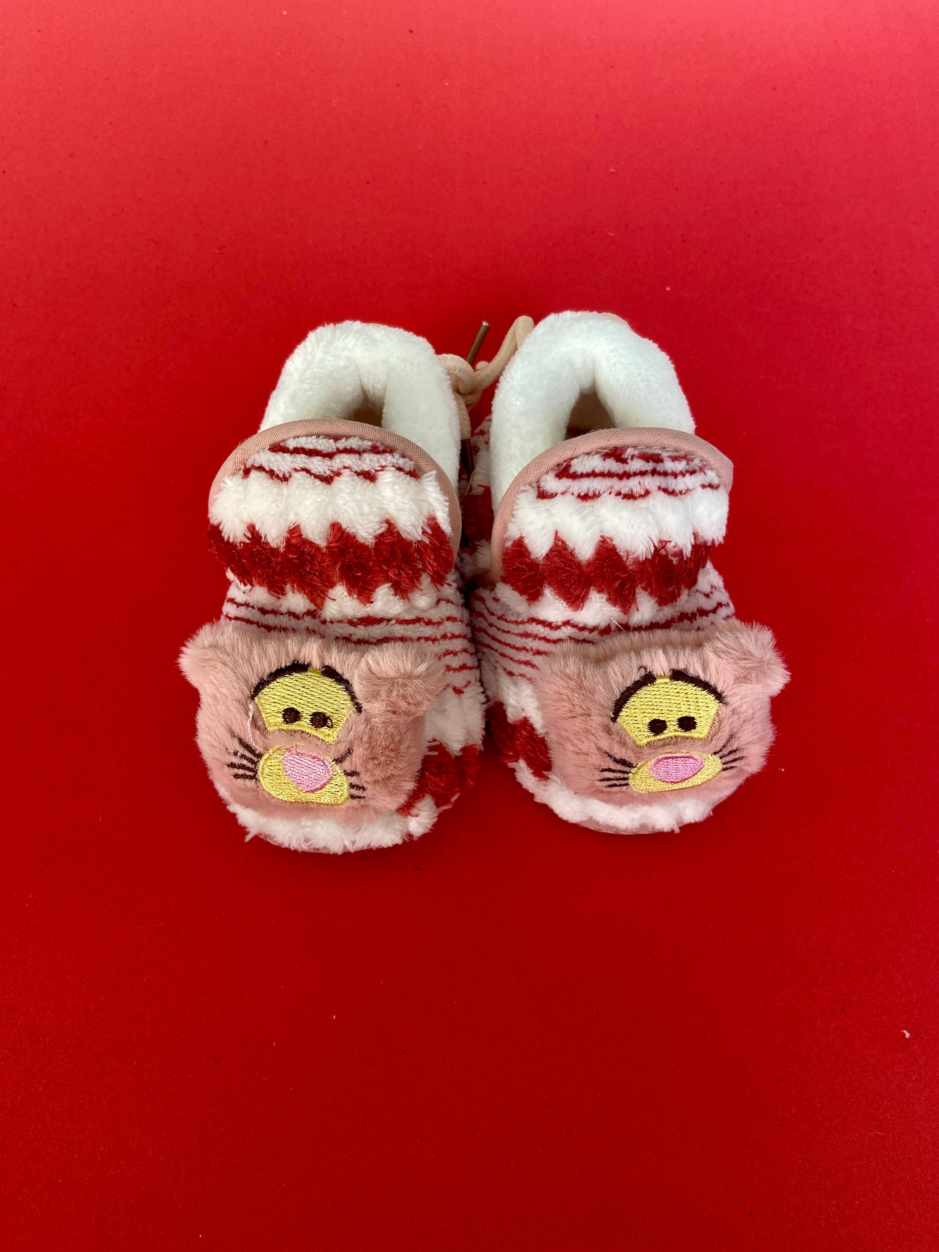 SH561-Furr winter shoes - 0-12M