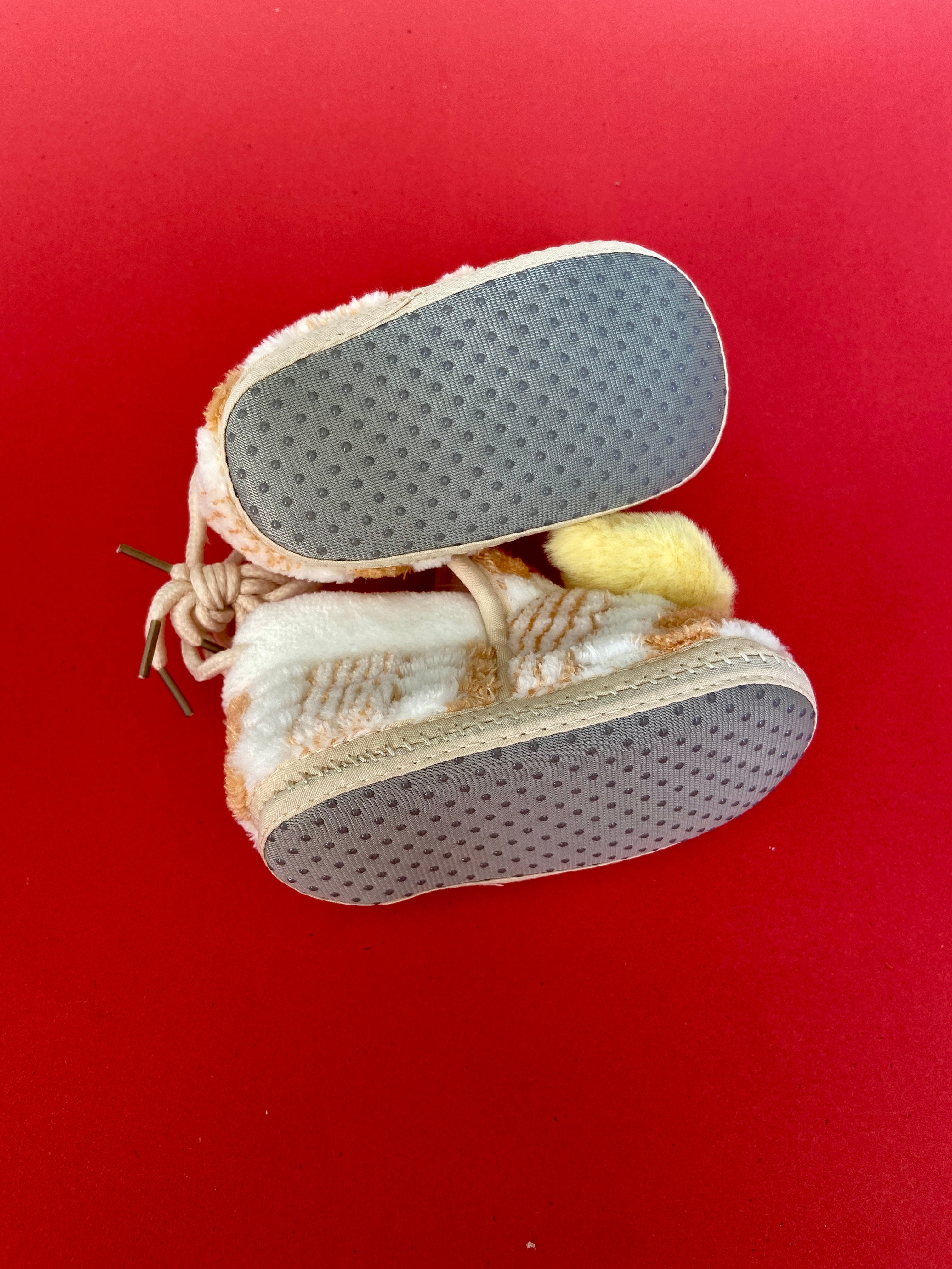 SH561-Furr winter shoes - 0-12M