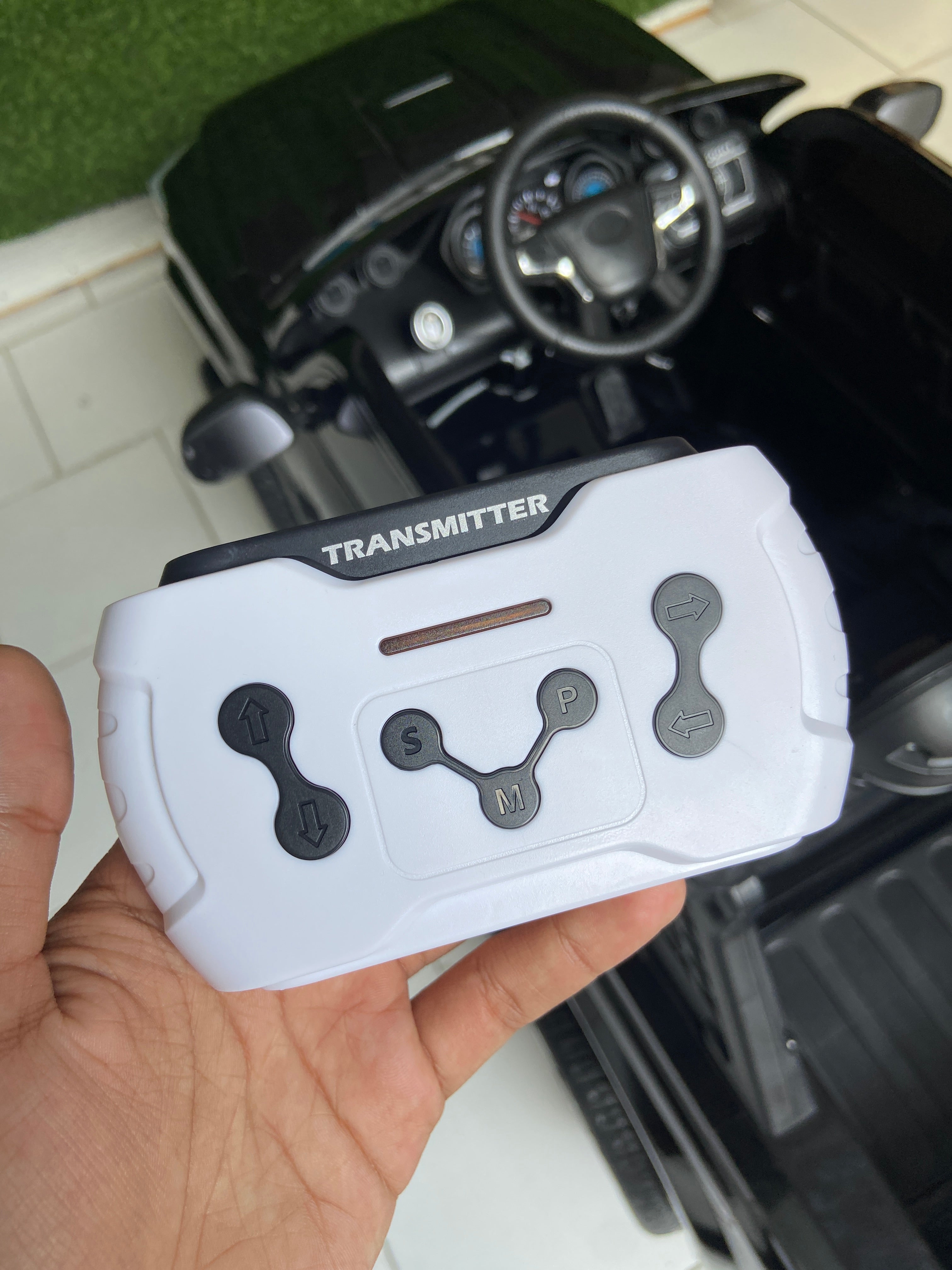 Electric Police 4 x 4 Ride On Jeep-BZ-D605