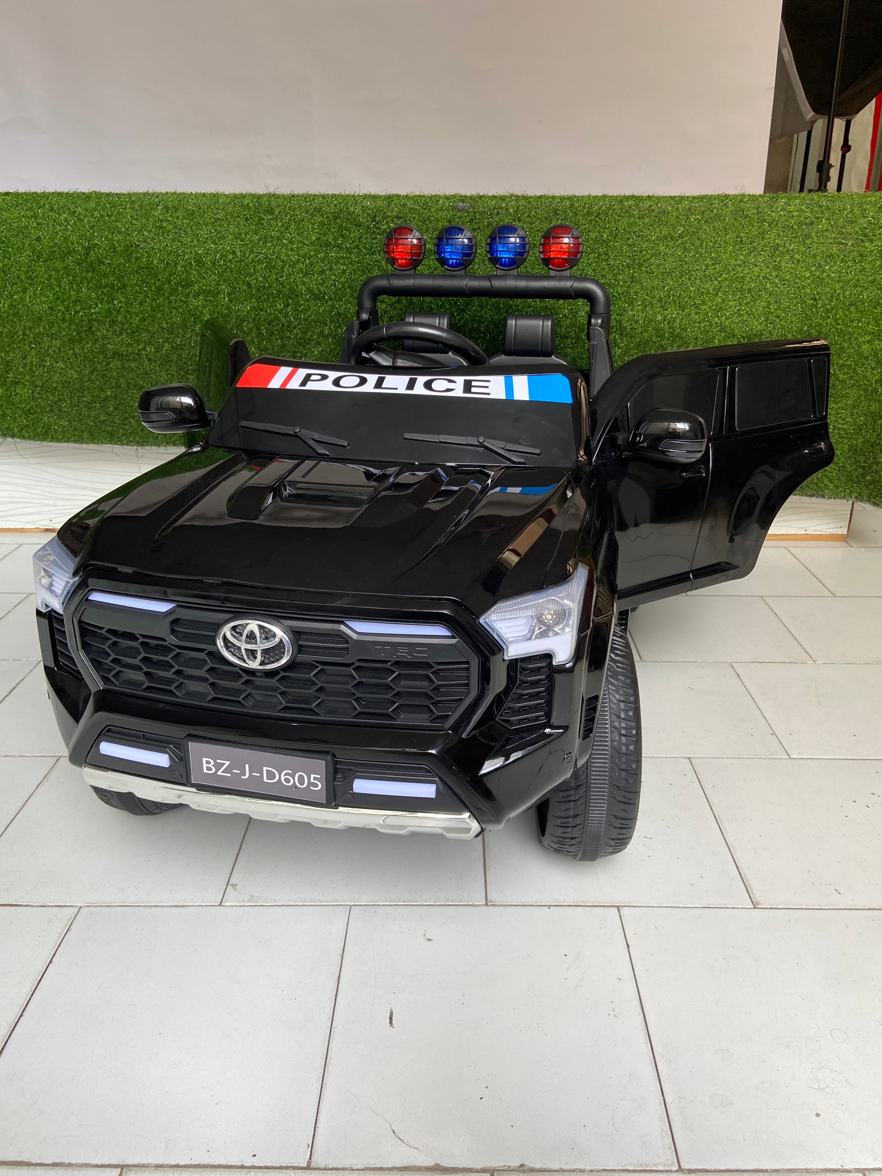 Electric Police 4 x 4 Ride On Jeep-BZ-D605