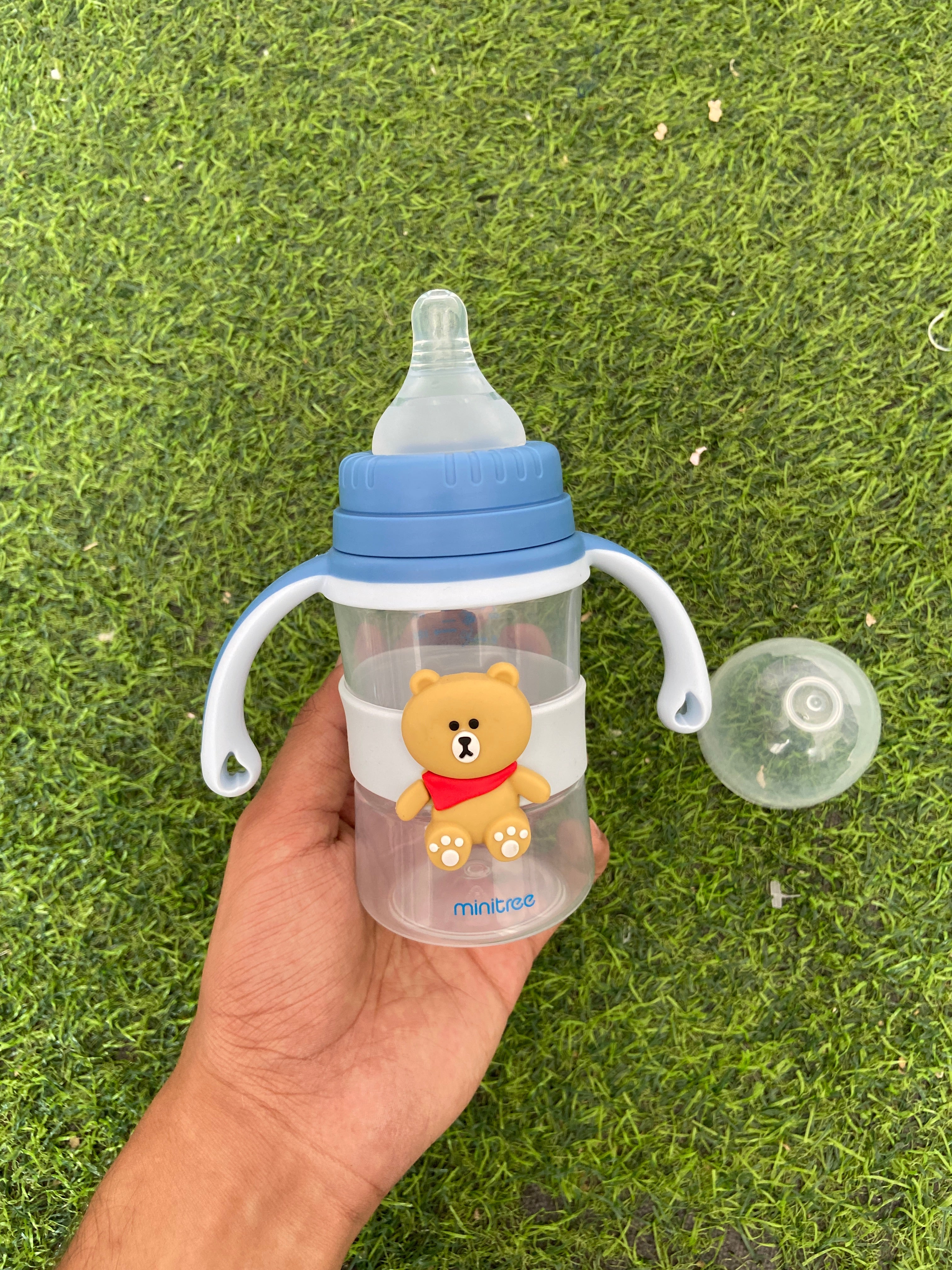 FE196-Bear baby feeding bottle 210ML