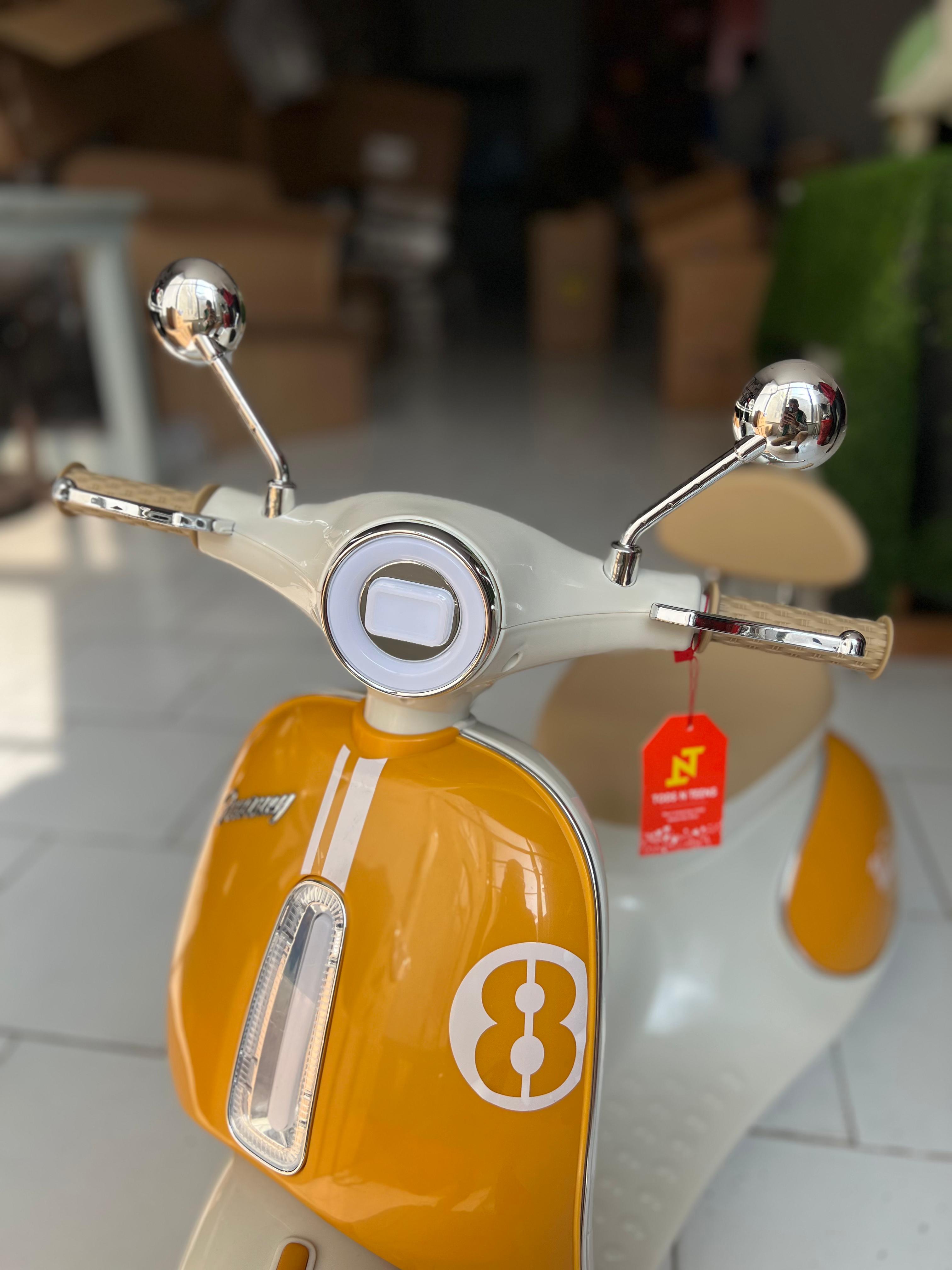 Vintage Battery Operated Vespa Scooter For Kids-M6188