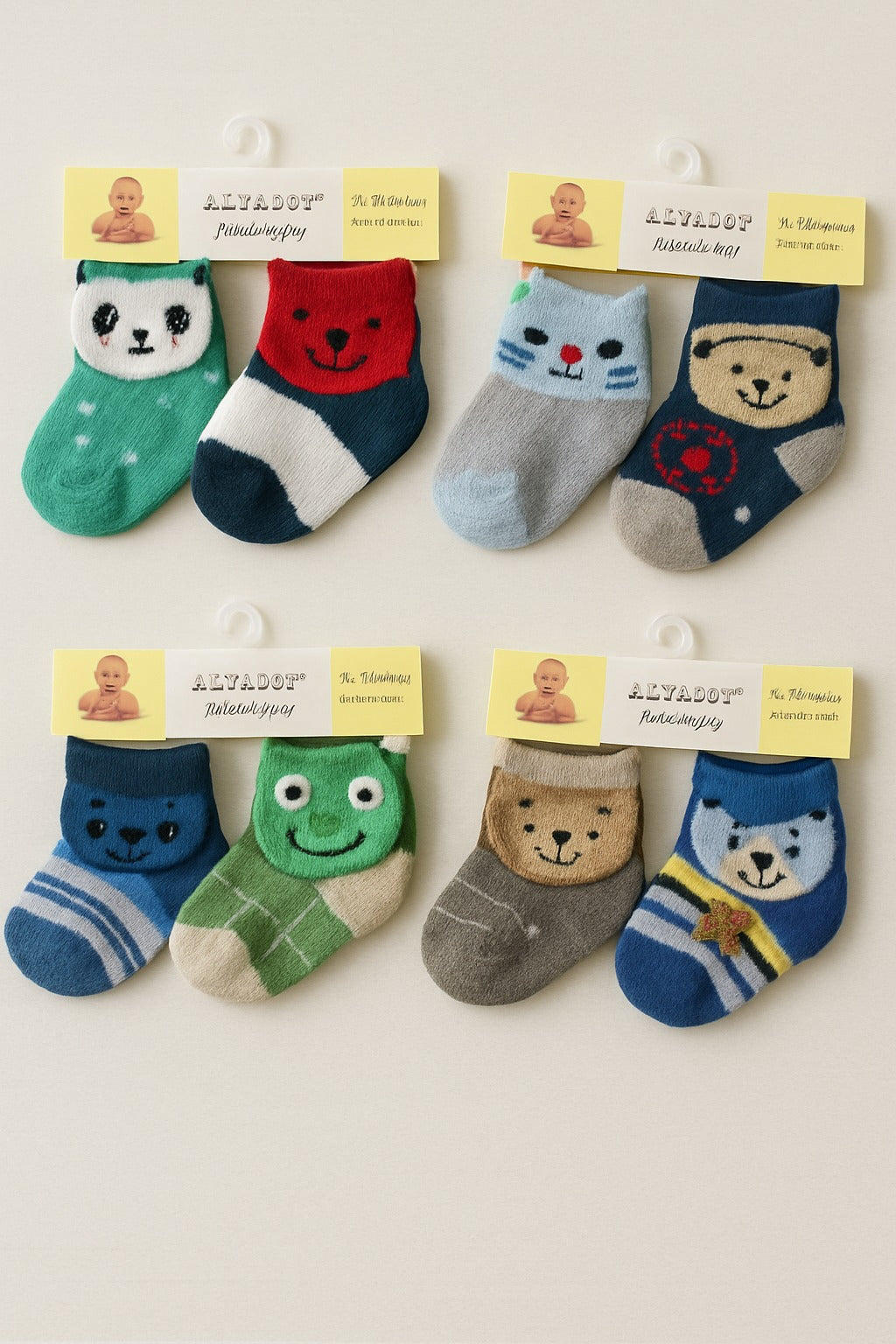 SH539-pack of 3 Winter Baby Socks - 0-6M